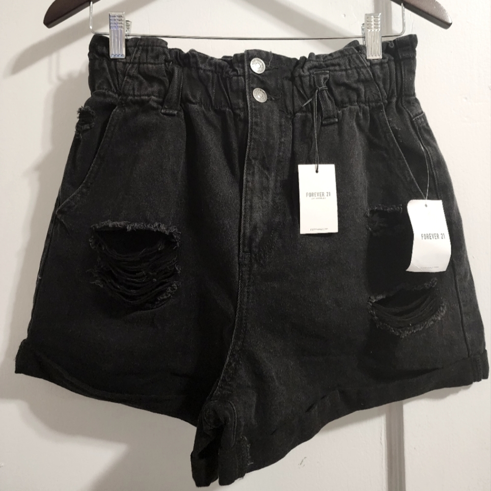 NWT Forever 21 High-Waisted Denim Short Black Women's M/L (Official Size is L)